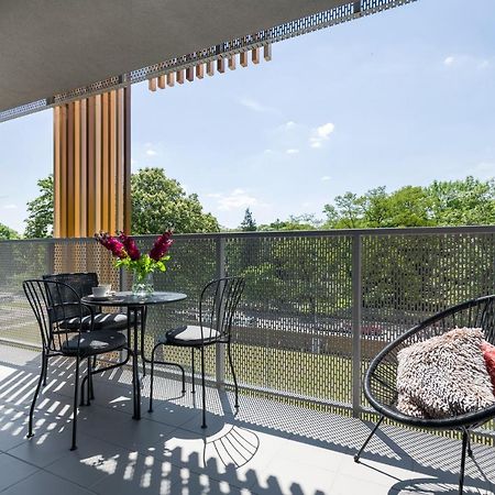 Golden Star Apartment Краков Экстерьер фото