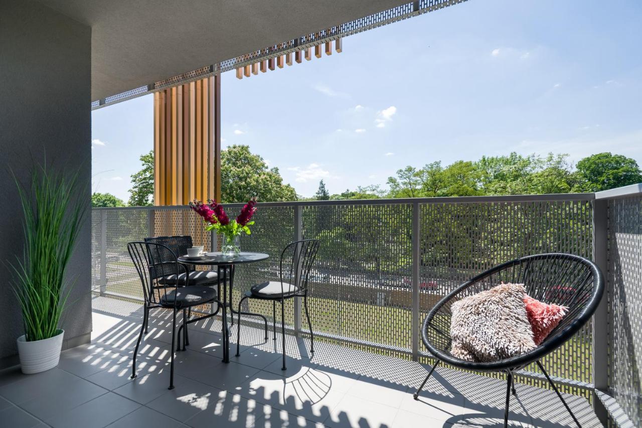 Golden Star Apartment Краков Экстерьер фото