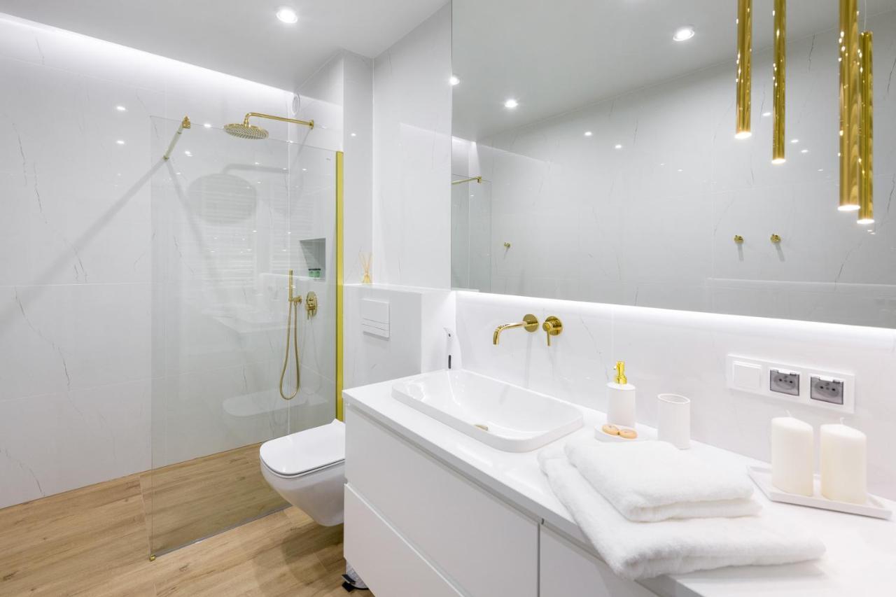 Golden Star Apartment Краков Экстерьер фото