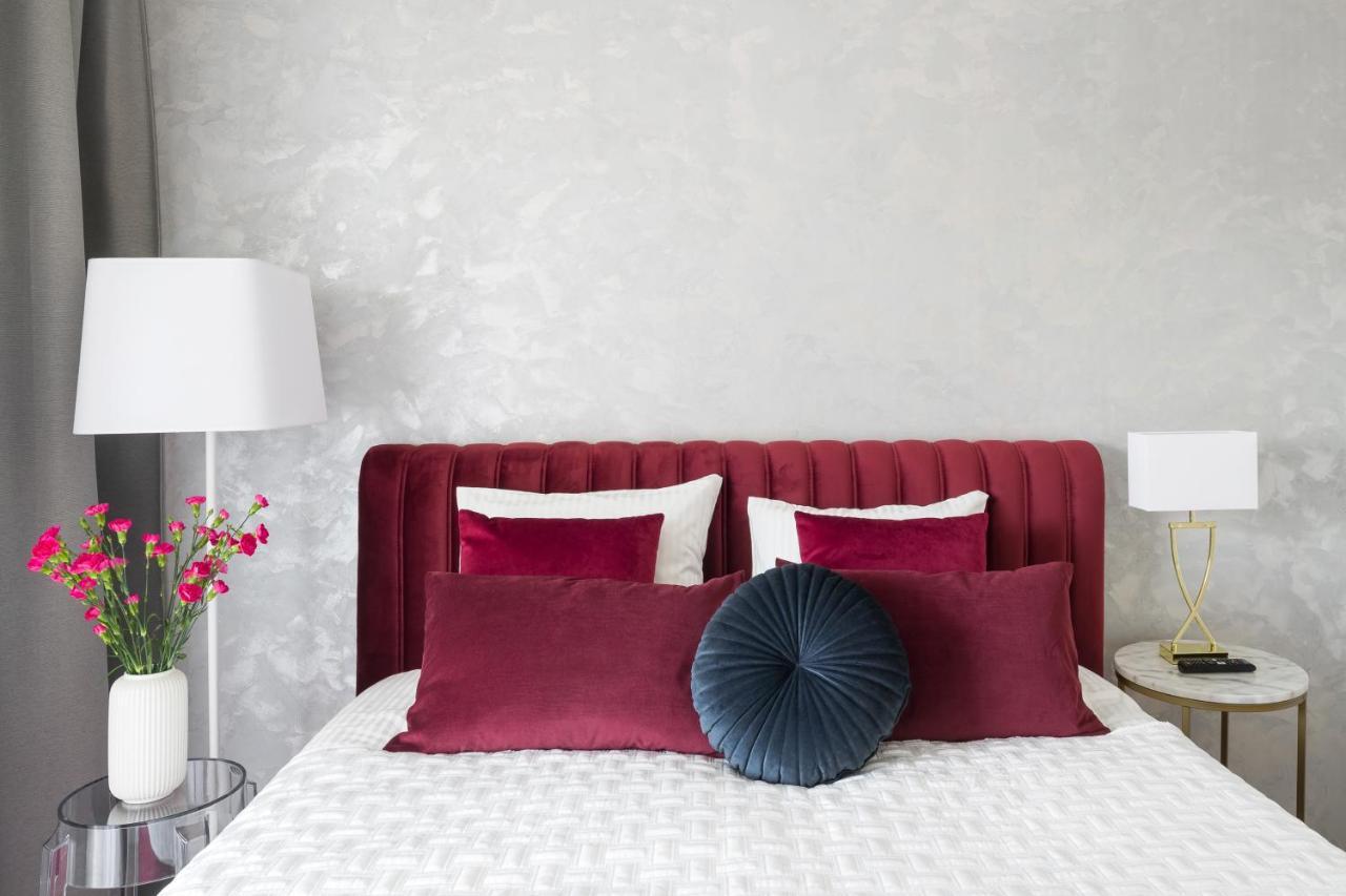 Golden Star Apartment Краков Экстерьер фото