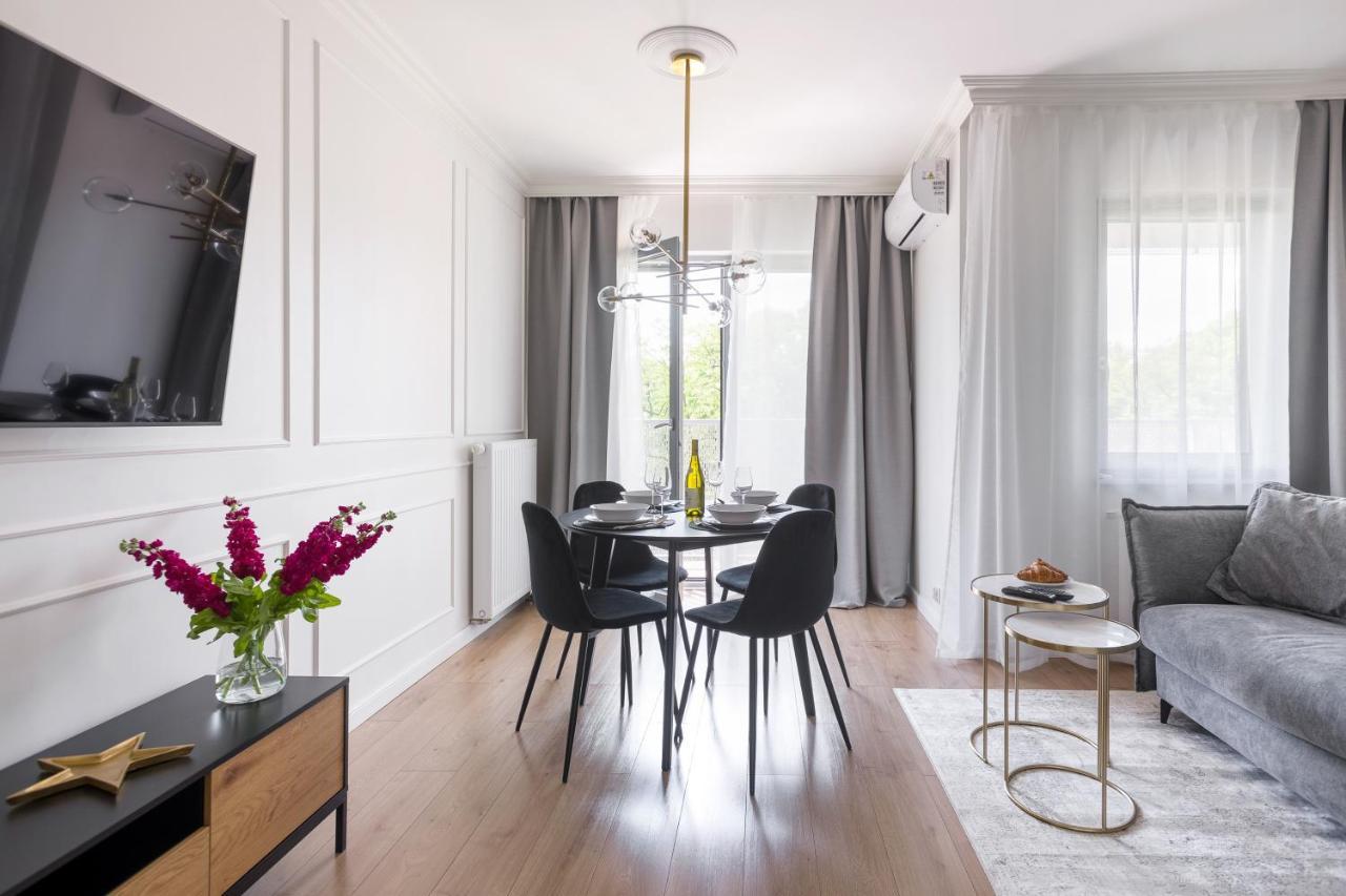 Golden Star Apartment Краков Экстерьер фото